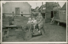 [Plac zabaw na osiedlu Grunwaldzkim w Mrągowie. 7]