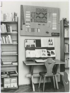 [Izba regionalna w Powiatowej i Miejskiej Bibliotece Publicznej w Mrągowie. 1]