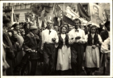 Pochód pierwszomajowy w Mrągowie. [26]