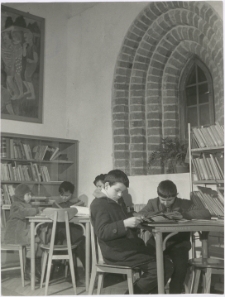 [Oddział dla dzieci Powiatowej i Miejskiej Biblioteki Publicznej w Pasłęku. 2]