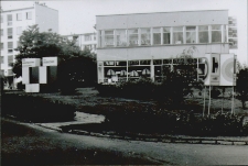 [Pawilon handlowy na os. Parkowym w Mrągowie]