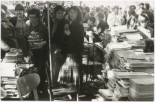 [Zbiórka książek dla bibliotek zorganizowana w ramach Telewizyjnego Turnieju Miast Ostróda-Nysa. 3]