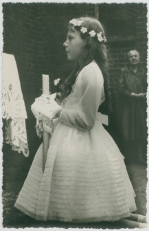 [Pierwsza komunia Ani Jaroszewskiej]