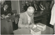 [Władysław Gębik i Jan Lubomirski podczas sesji poświęconej 60-leciu Związku Polaków w Niemczech. 2]