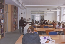 [Czytelnia naukowa Wojew&oacute;dzkiej Biblioteki Publicznej w Olsztynie w Starym Ratuszu. 2]