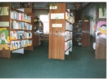 [Wypożyczalnia w Oddziale Literatury Dziecięcej i Młodzieżowej w Miejskiej Bibliotece Publicznej w Szczytnie]