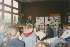 [Spotkanie autorskie z Wandą Chotomską w Oddziale Literatury Zagranicznej WBP w Olsztynie. 2]