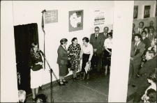 [Uroczystość nadania Miejskiej Bibliotece Publicznej w Mrągowie imienia Wacława Gołowicza. 5]