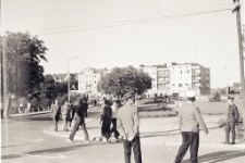 [Widok na ulicę Warszawską i Plac PCK w Mrągowie]