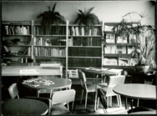 [Czytelnia Powiatowej i Miejskiej Biblioteki Publicznej w Mrągowie. 4]