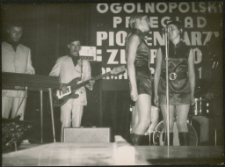 VI. Ogólnopolski Przegląd Piosenkarzy i Zespołów Amatorskich. [2]