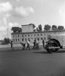 [Zakończenie budowy Placu Zwycięstwa w Mrągowie]