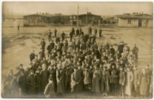 Jeńcy w obozie jenieckim w Preussisch Holland (Pasłęk) [2]