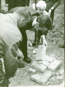 Uroczystość wmurowania kamienia węgielnego pod budowę biblioteki publicznej w Nowym Mieście Lubawskim 8