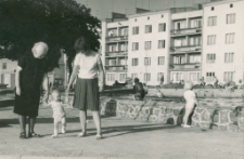 [Na Placu PCK w Mrągowie. 3]