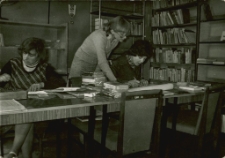 [Bibliotekarze Miejskiej Biblioteki Publicznej w Mrągowie]