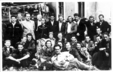 [Grupa drukarzy podczas akcji żniwnej]