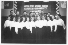 [Członkowie chóru zakładowego przy Olsztyńskich Zakładach Graficznych. 1]