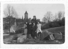 [Widok na zamek olsztyński z placu przy kościele garnizonowym. 2]