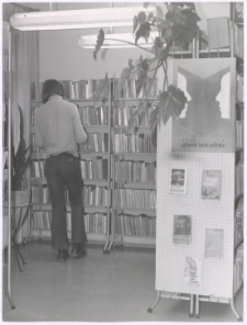 [Wypożyczalnia dla dorosłych Powiatowej i Miejskiej Biblioteki Publicznej w Giżycku. 4]