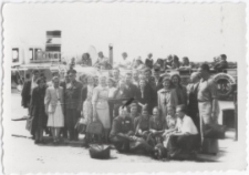 [Członkowie olsztyńskiej Spółdzielni Usług Fotograficznych "Iskra" na wycieczce. 1]