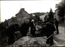 [Czyn społeczny na ul. Lenina w Mrągowie. 1]