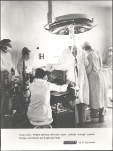 [Na sali operacyjnej Polikliniki MSW w Olsztynie]