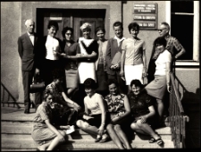 [Bibliotekarze Powiatowej i Miejskiej Biblioteki Publicznej w Mrągowie. 1]