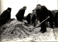 [Czyn społeczny na ul. Lenina w Mrągowie. 2]