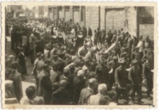 [Wojsko w procesji Bożego Ciała w Olsztynie w 1946 r. 10]