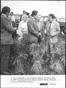 [Wizyta delegacji Ministerstwa Rolnictwa ZSRR w woj. olsztyńskim]