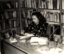 [Spotkanie autorskie z Maryną Okęcką-Bromkową w Powiatowej i Miejskiej Bibliotece Publicznej w Mrągowie. 2]