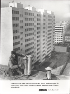 [Pierwszy budynek Spółdzielni Mieszkaniowej "Jaroty"]