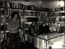 [Spotkanie autorskie z Aliną i Czesławem Centkiewiczami w Miejskiej Bibliotece Publicznej w Mrągowie]