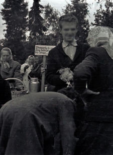 [Na targowisku w Działdowie. 8]