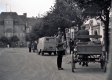 [Funkcjonariusz Milicji Obywatelskiej w Działdowie przy pracy]