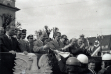 [Aktyw partyjny PZPR na trybunie honorowej z okazji Tysiąclecia Państwa Polskiego 1966 r. w Działdowie. 1]