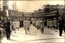 Pochód pierwszomajowy w Mrągowie. [27]
