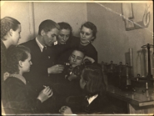 [Pracownia fotograficzna w Domu Harcerza w Mrągowie]