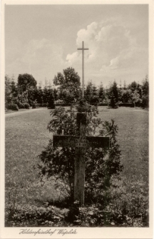 Heldenfriedhof Waplitz