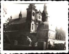 [Matka i dziecko w Świętej Lipce]