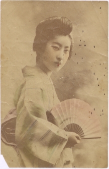 [Japonka z wachlarzem]