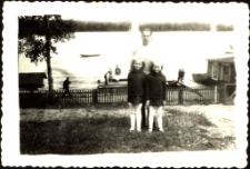 [Nad jeziorem Czos. 3]