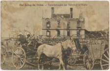 Der Krieg im Osten. Verwüstungen am Bahnhof in Bialla